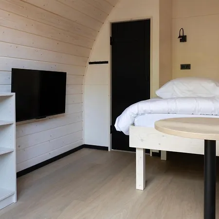 Boslodges Veluwe * 넌스피트